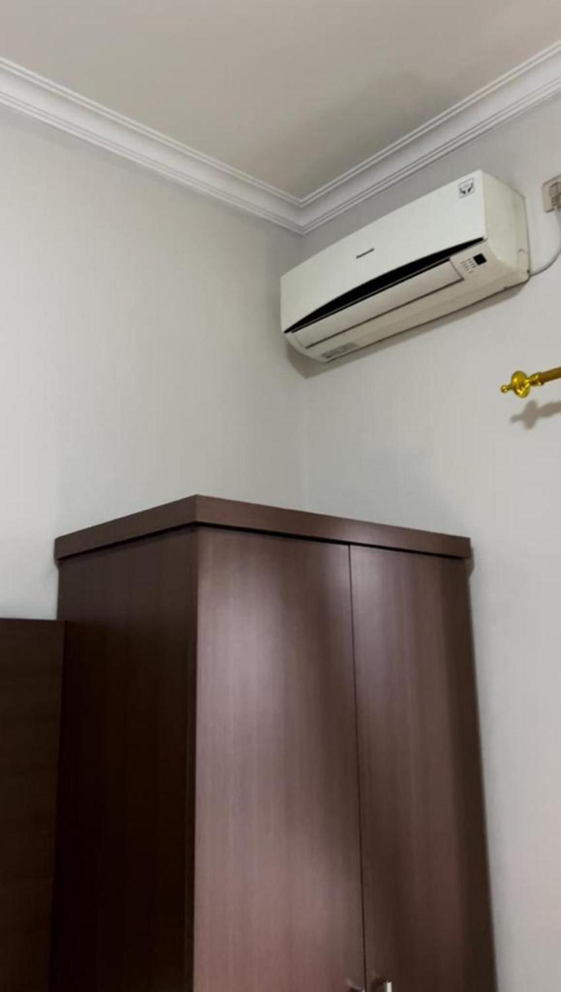 Hens Guesthouse Syariah Gadobangkong 외부 사진